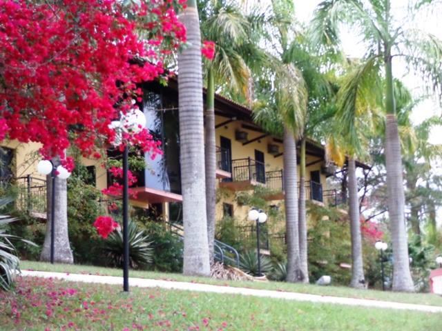 Hotel E Pousada Recanto Do Rio Pardo Sao Jose do Rio Pardo Exterior photo
